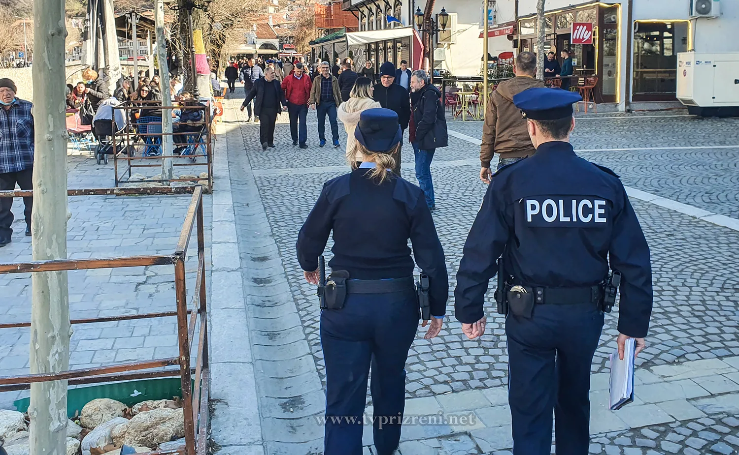 U rrëzua në një lokal në Prizren, Policia po e heton vdekjen
