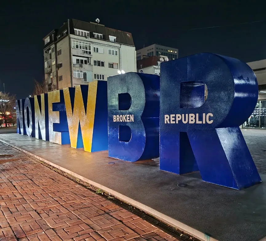 “No New Broken Republic”, Newborn-i me mesazh kundër Asociacionit