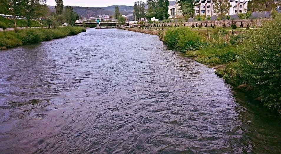 Një e moshuar serbe gjendet e vdekur në lumin Ibër, në Zubin Potok