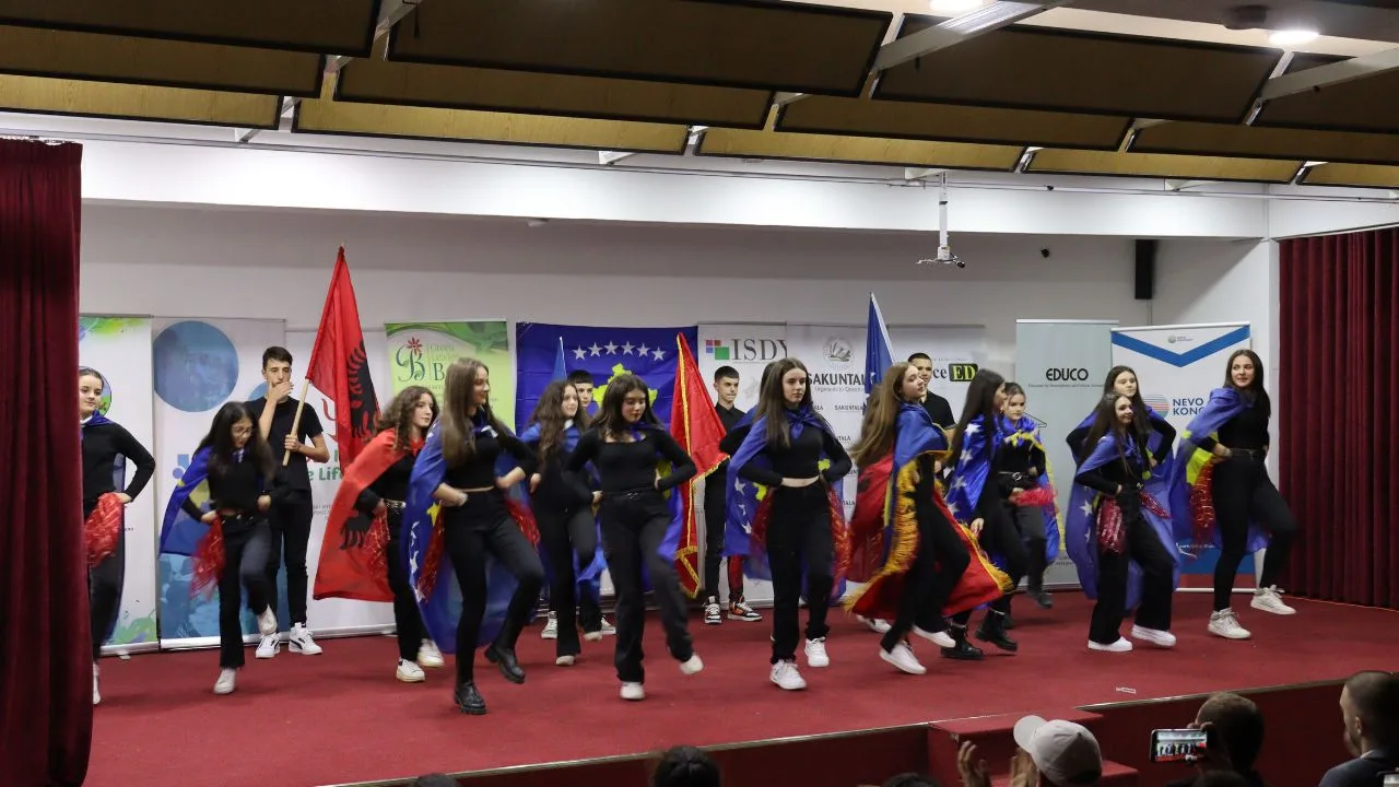 Organizatat rinore në Prizren me koncerti artistik për nder të 17 shkurtit, Ditës së Pavarësisë së Kosovës