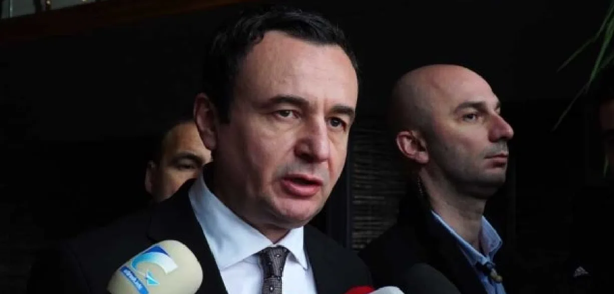Kurti fton qytetarët të apikojnë në konkurset e Ndërmarrjeve Publike