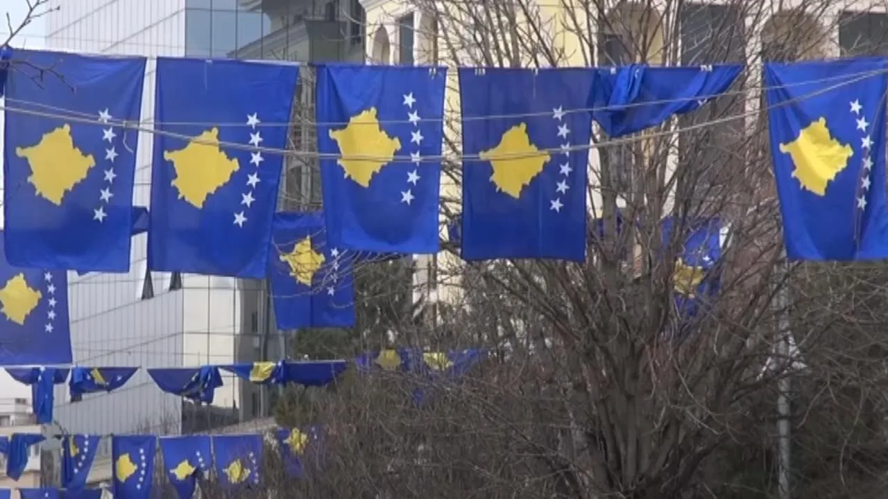 Të premten ditë pushimi, në 15 vjetorin e Pavarësisë së Kosovës