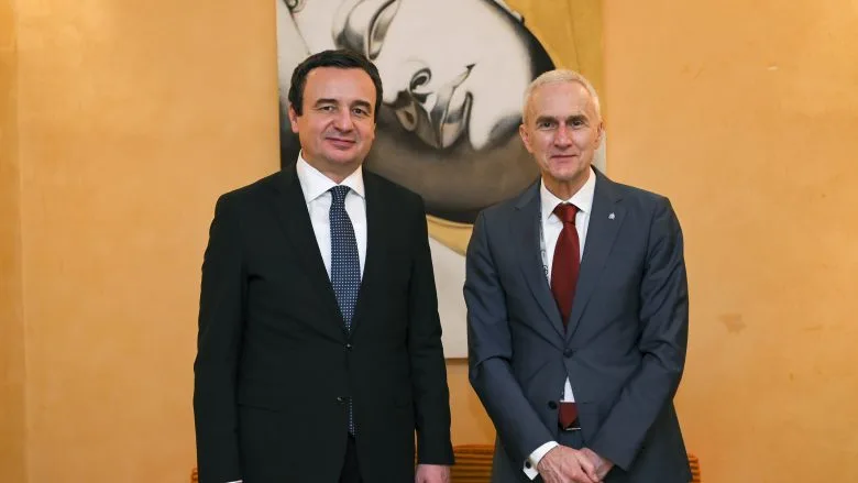 Kurti takoi sekretarin e INTERPOL-it: Kosova është e përkushtuar për shtet ligjor