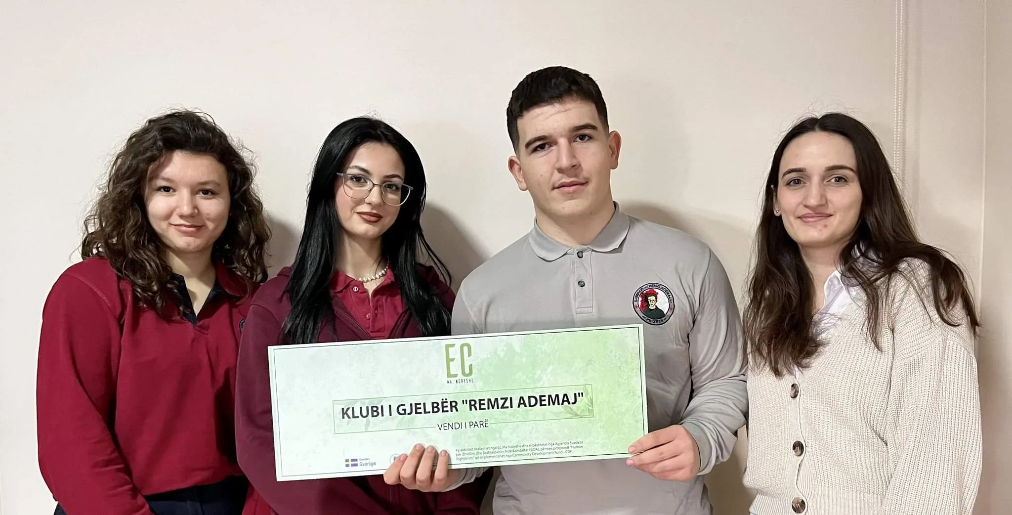 Klubi i gjelbër nga gjimnazi “ Remzi Ademaj”, fiton garën “Unë mund ta mbroj mjedisin dhe t’i parandaloj ndryshimet klimatike”