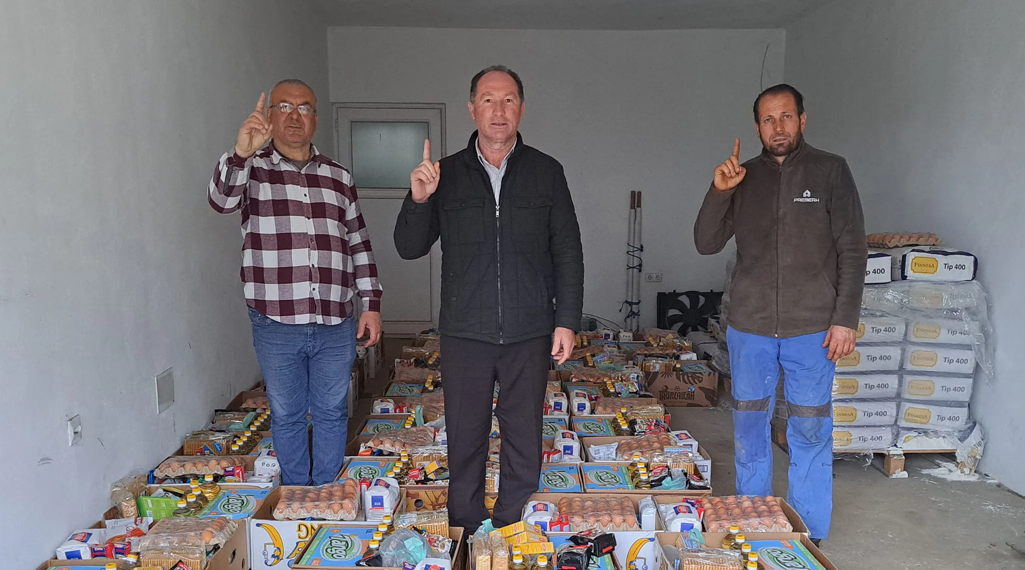 Mërgimtarët, vëllezërit Sope, ndihmojnë skamnorët në prag të muajit të Ramazanit