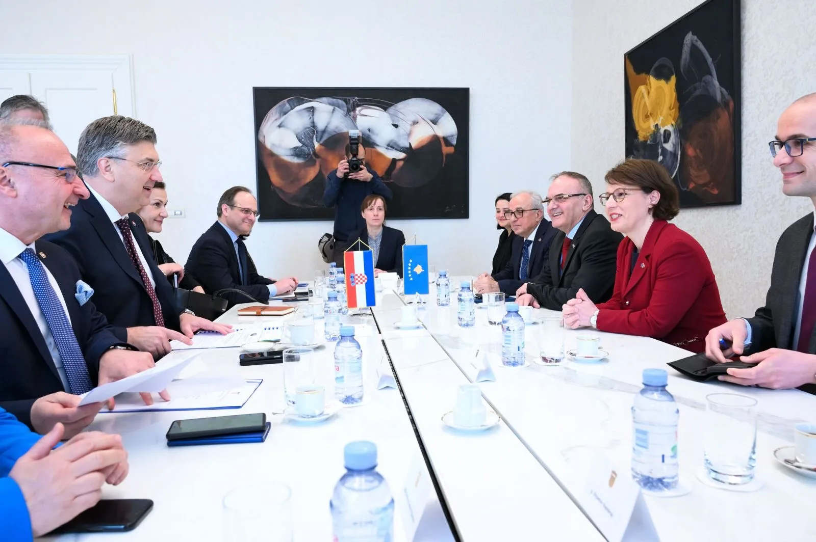 Gërvalla pritet nga Plenkoviq, merr mbështetje për rrugën evropiane të Kosovës