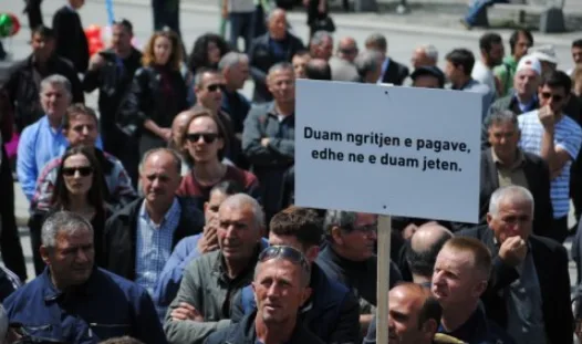 Sot protestojnë punëtorët e KEK-ut, kërkesë rritjen e pagave