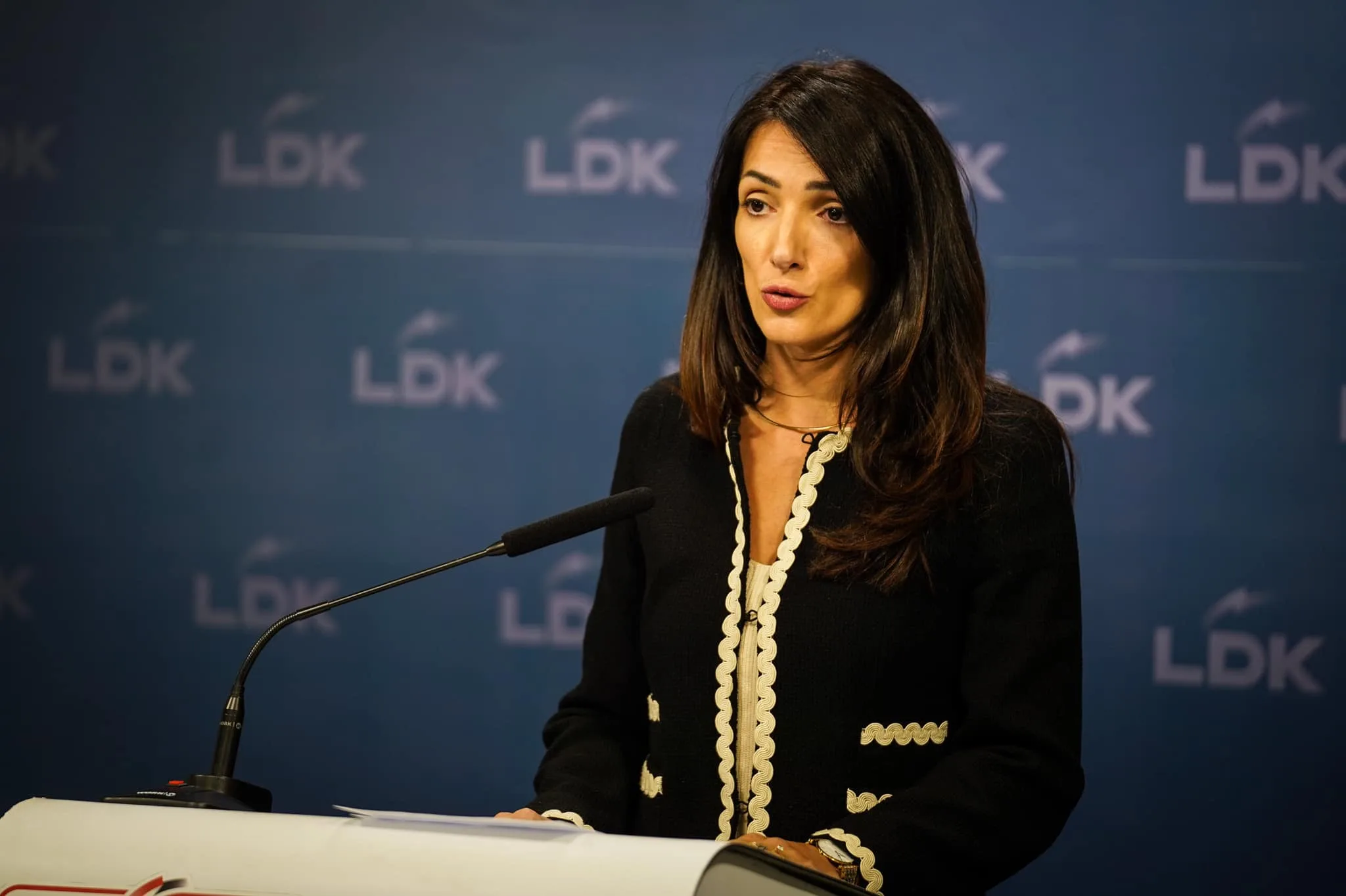 Shqipe Mjekiqi konfirmon publikisht largimin nga strukturat e LDK-së, shkak hapësira e pamjaftueshme