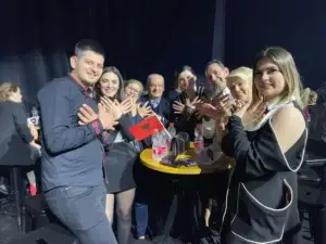 Albina dhe Familja Kelmendi surprizojnë publikun në Tel Aviv