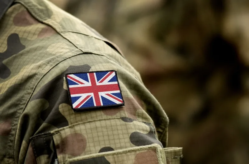 Ushtarët britanikë do të qëndrojnë në Kosovë edhe për së paku tri vjet
