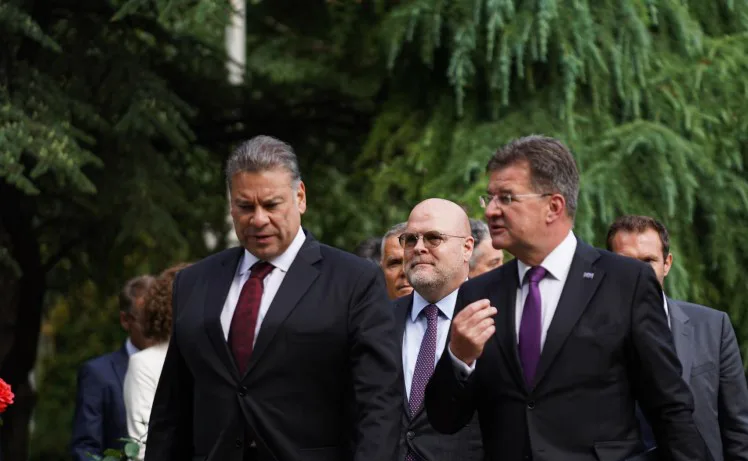 Escobari dhe Lajçaku të martën takohen edhe me liderët opozitarë