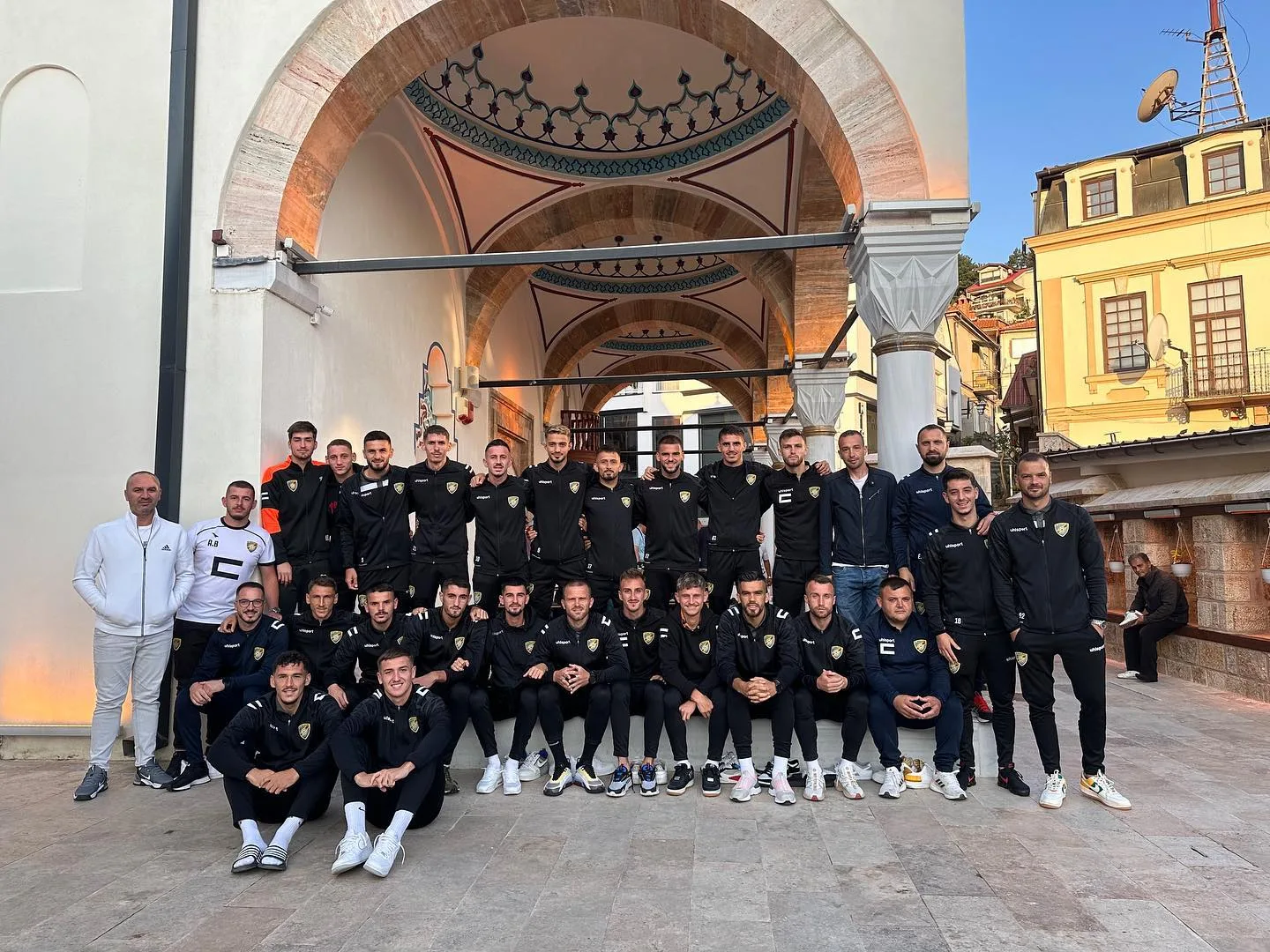Futbollistët e FC Ballkanit falën Kurban Bajramin në Ohër