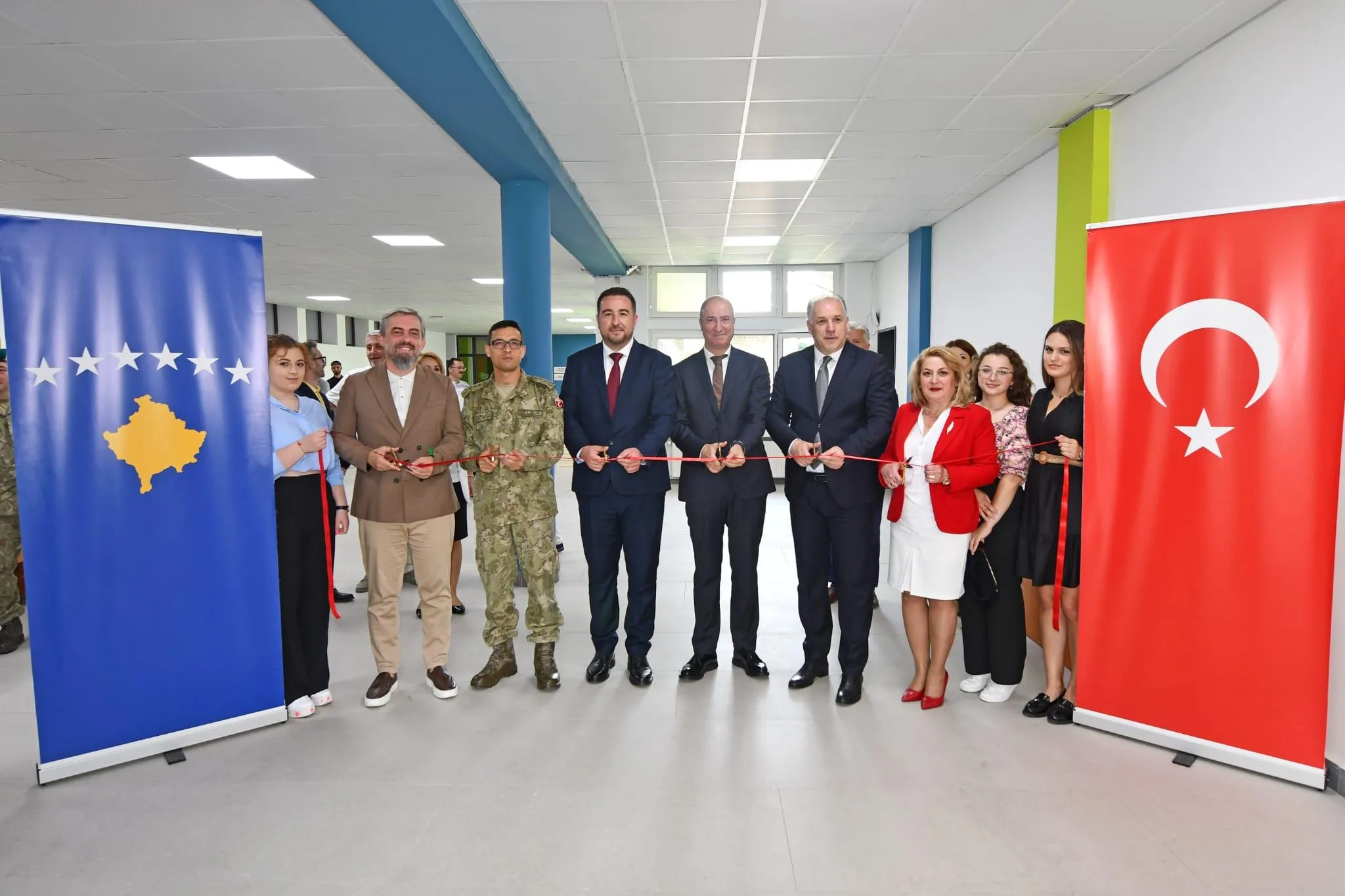 Përurohen hapësirat e rinovuara të Fakultetit të Edukimit, donacion nga kryesia e Këshillit Turk në Kosovë