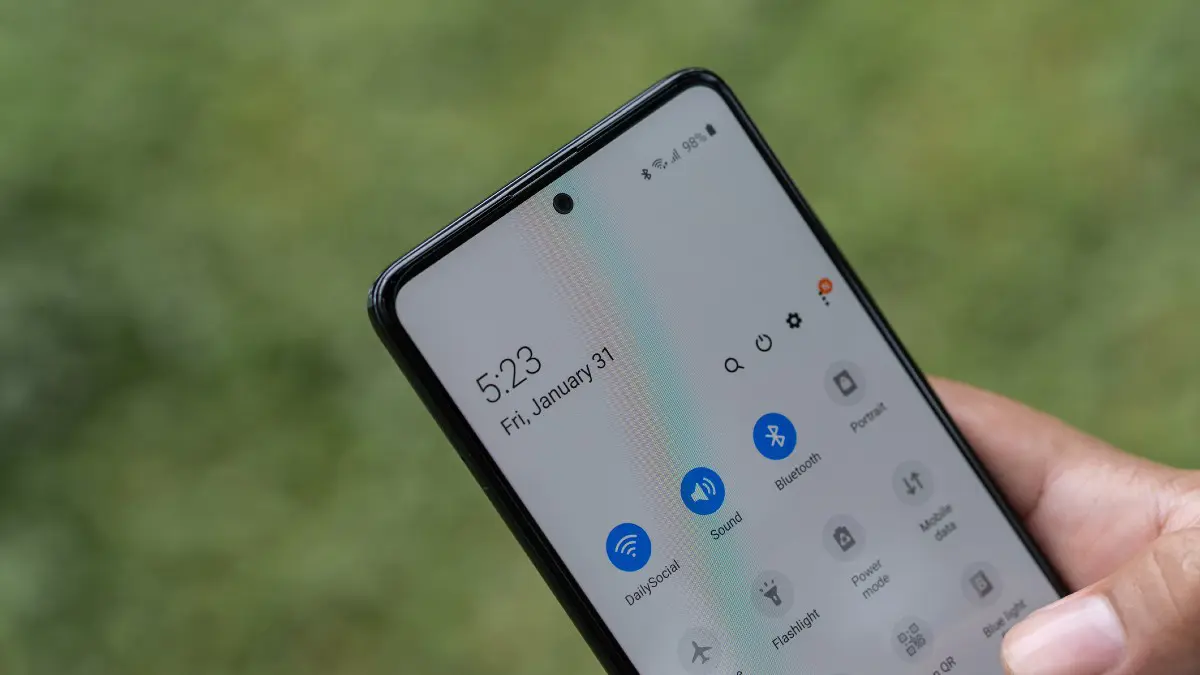 6 lloje aplikacionesh që e bëjnë telefonin tuaj Android të funksionojë më ngadalë