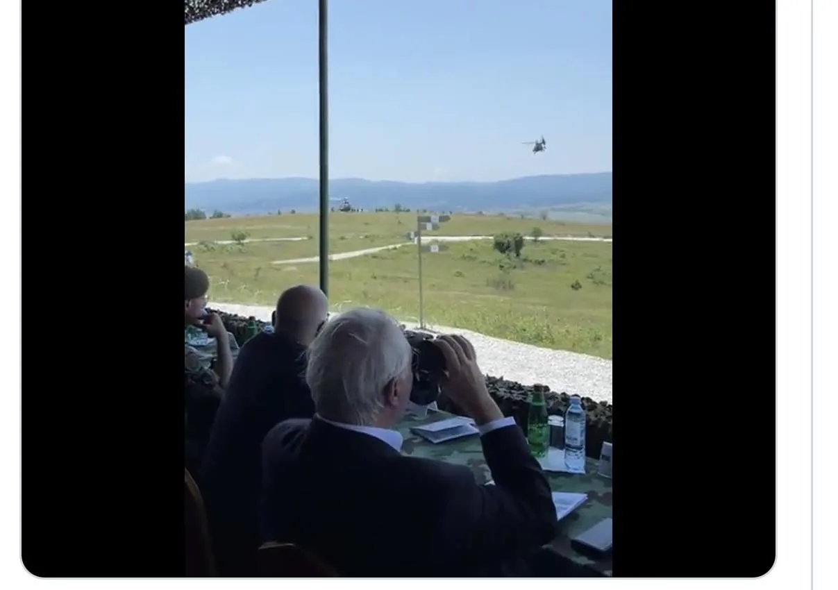Ushtria amerikane dhe serbe kryejn stërvitje të përbashkët ushtarake, ambasadori Hill e vlerëson si mrekulli