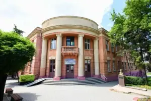 Shpallet konkursi plotësues për regjistrimin e nxënësve në klasë të dhjetë në Prizren