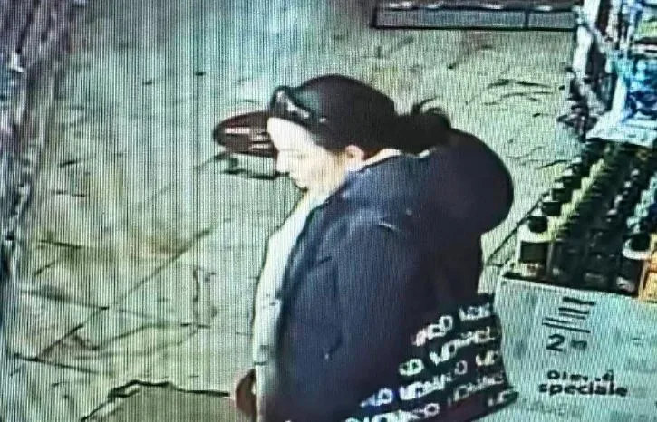 Policia kërkon ndihmën e qytetarëve për ta arrestuar këtë vajzë