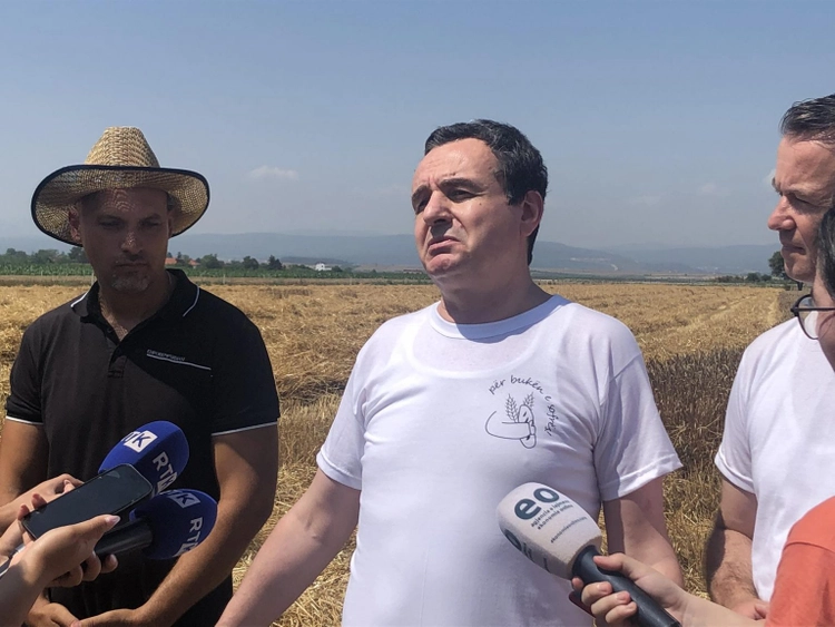 Kurti thotë se ka trefishim të numrit të veteranëve: Mos ta dëmtojmë luftën çlirimtare
