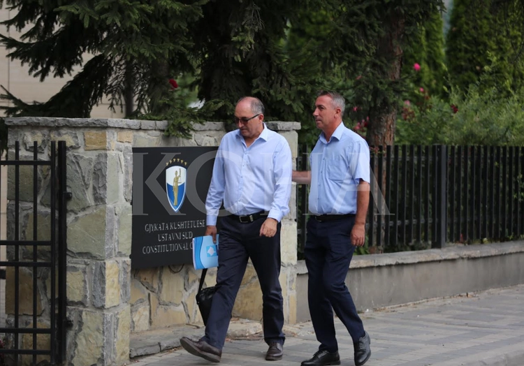 Komuna e Prizrenit dërgon në Kushtetuese Ligjin për tatimin në pronë