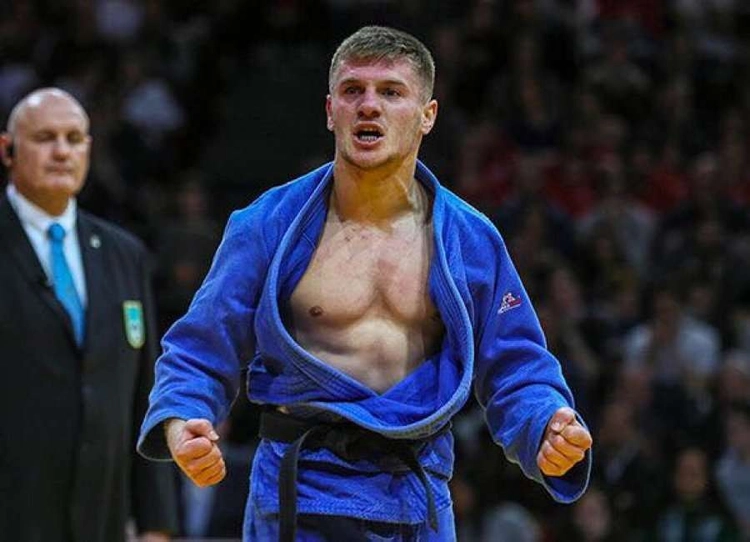 Akil Gjakova fiton ndaj medalistit olimpik