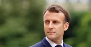 Macron njofton tërheqjen nga politika pas përfundimit të mandatit në 2027