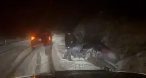 EULEX shpëton një familje në veri, me veturë kishin rënë në një kanal (VIDEO)