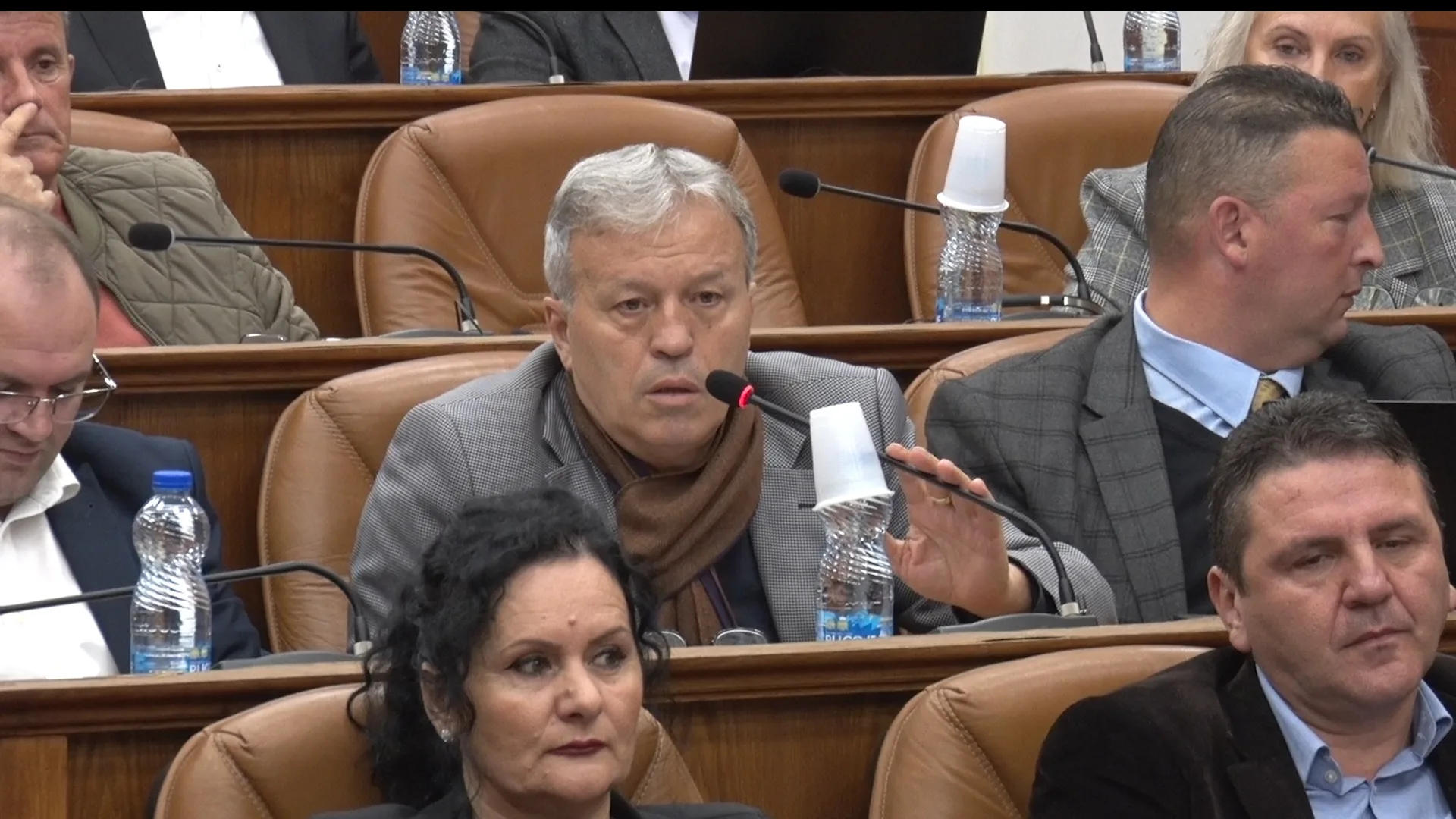 Bujar Hasani, braktis grupin e kuvendarëve të PDK-së në Prizren