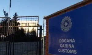 Dogana e Kosovës u apelon bizneseve: Përditësoni të dhënat në ARBK për të shmangur vonesat në import