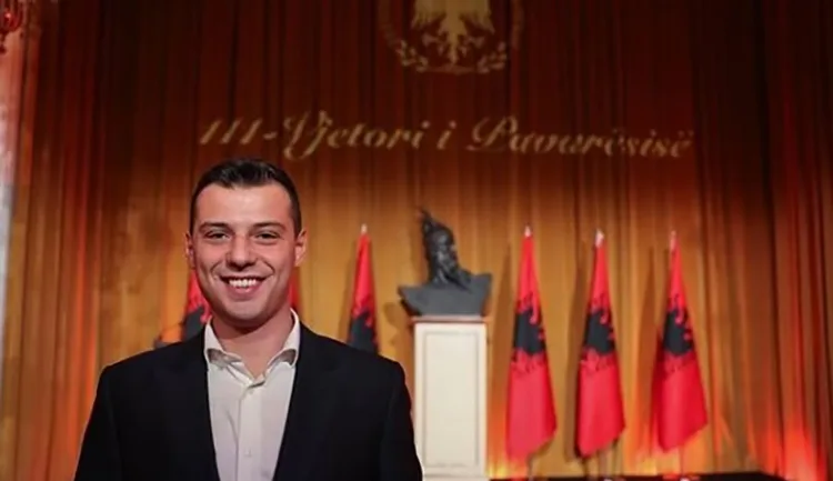 Endrit Thaçi: Shteti i Shqipërisë asnjëherë nuk i harron themeluesit e shtetit të Kosovës