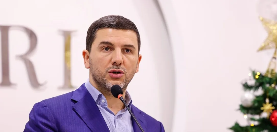 Krasniqi për qeverisjen e Kurtit: Tri vite kundër secilit aleat të Kosovës