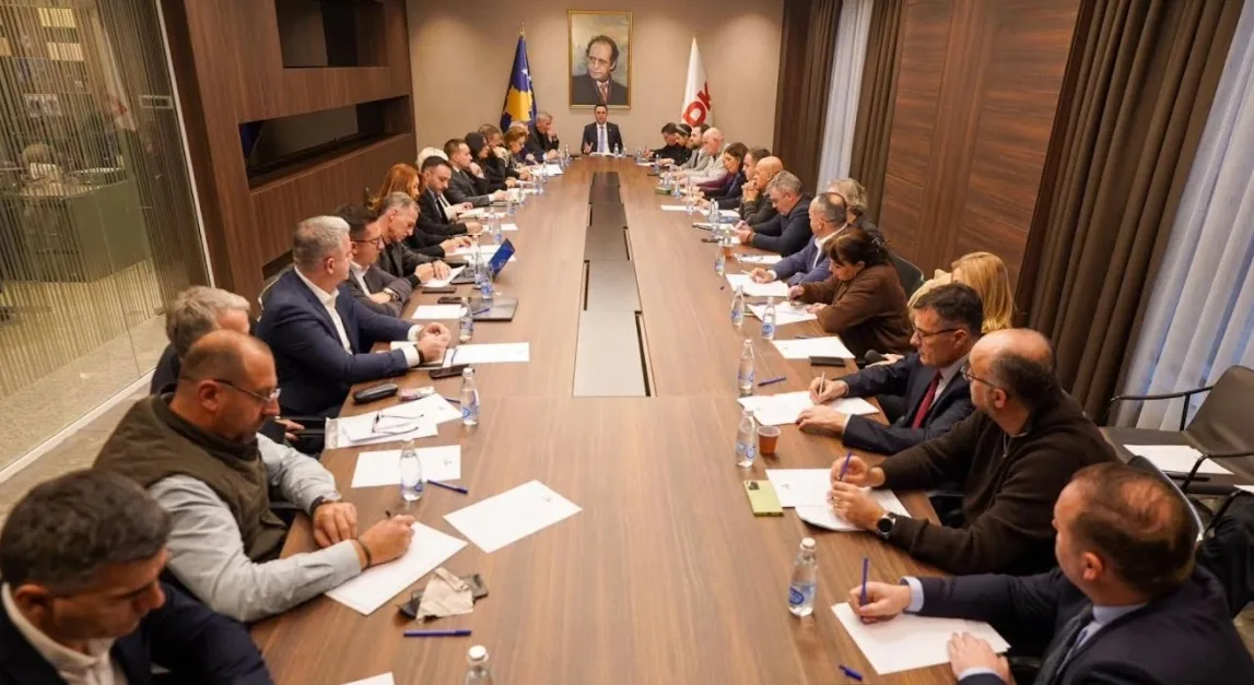 LDK: Draftstatuti përbën rregullim autonom politik, është pasojë e politikave të gabuara të Kurtit