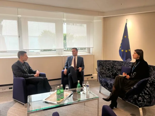Konjufca në Francë për të avokuar për anëtarësim të Kosovës në Këshillin e Europës