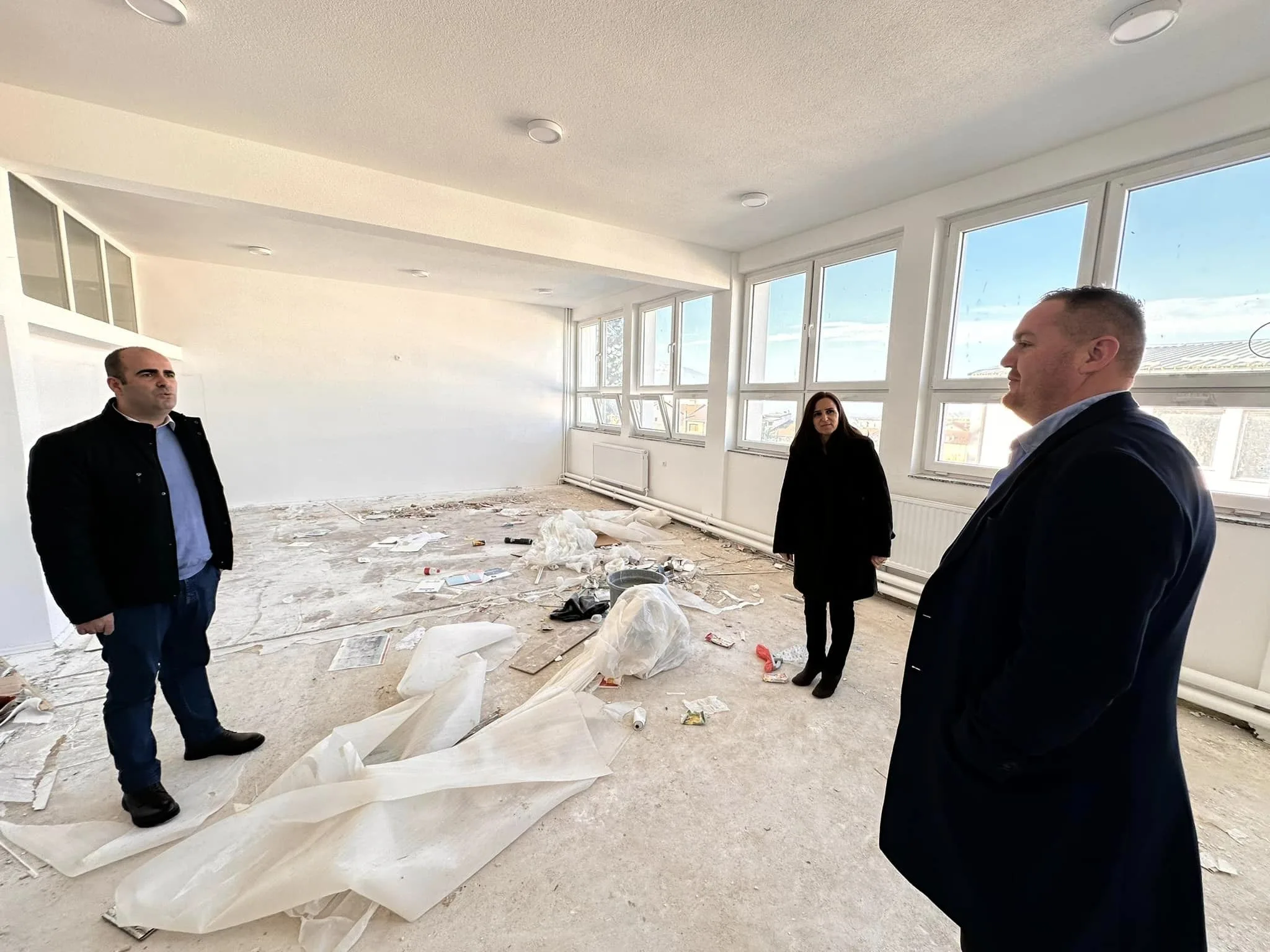 Vazhdon renovimi i shkollës “Fadil Hisari” në Prizren