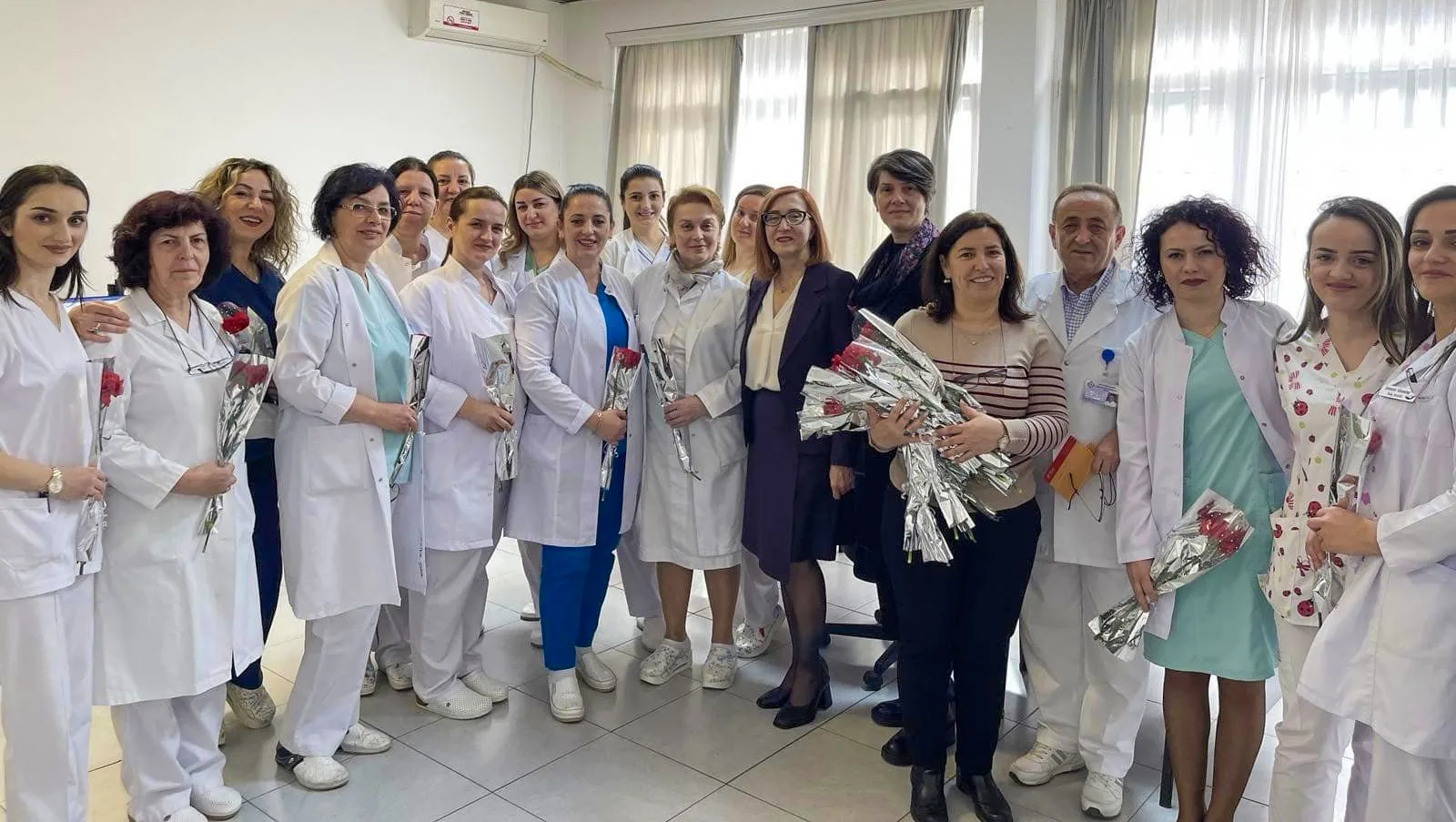 Arënliu Hoxhaj: 8 Marsi të jetë reflektim për të drejtat e barabarta të gruas në shoqëri dhe respektin ndaj tyre