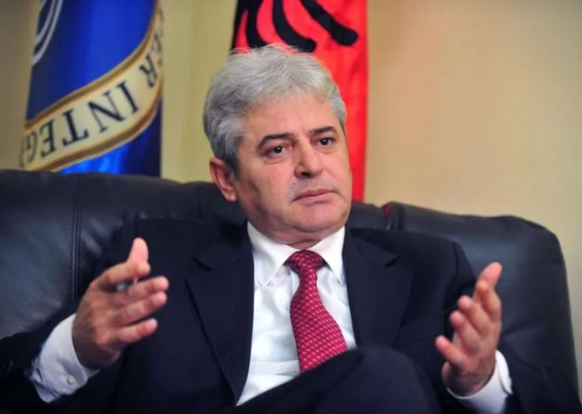 Lideri i BDI-së, Ali Ahmeti, propozohet që të shpallet “ Qytetar nderi “ i Prizrenit