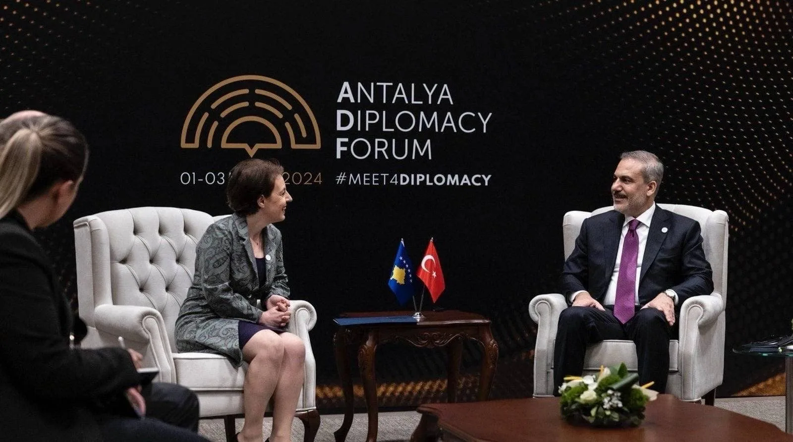 Gërvalla dhe homologu i saj turk flasin për anëtarësimin e Kosovës në NATO