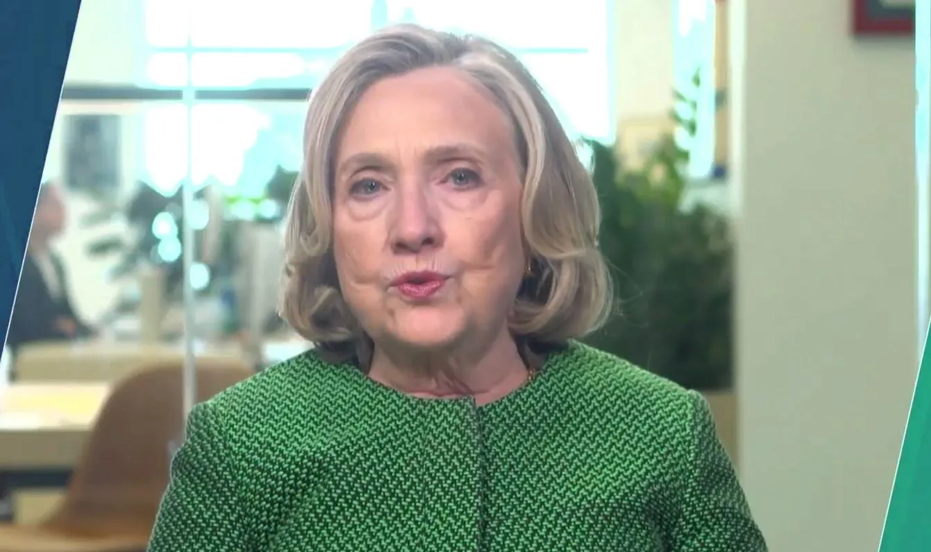 Clinton kujton ’99-n, përmend progresin e Kosovës