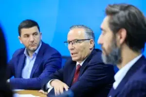 PDK: Shumica parlamentare po prodhon krizë të re politike