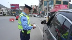 1 mijë e 720 gjoba trafiku brenda 24 orëve të fundit
