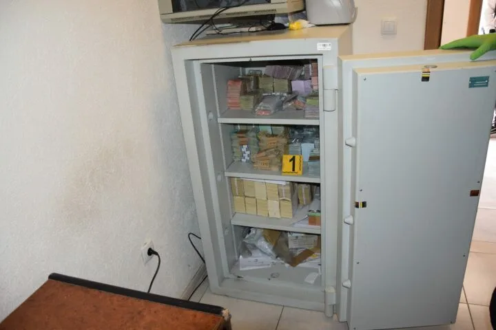Njësitë ilegale bankare, Policia e Kosovës sërish kontrolle në Mitrovicë të Veriut