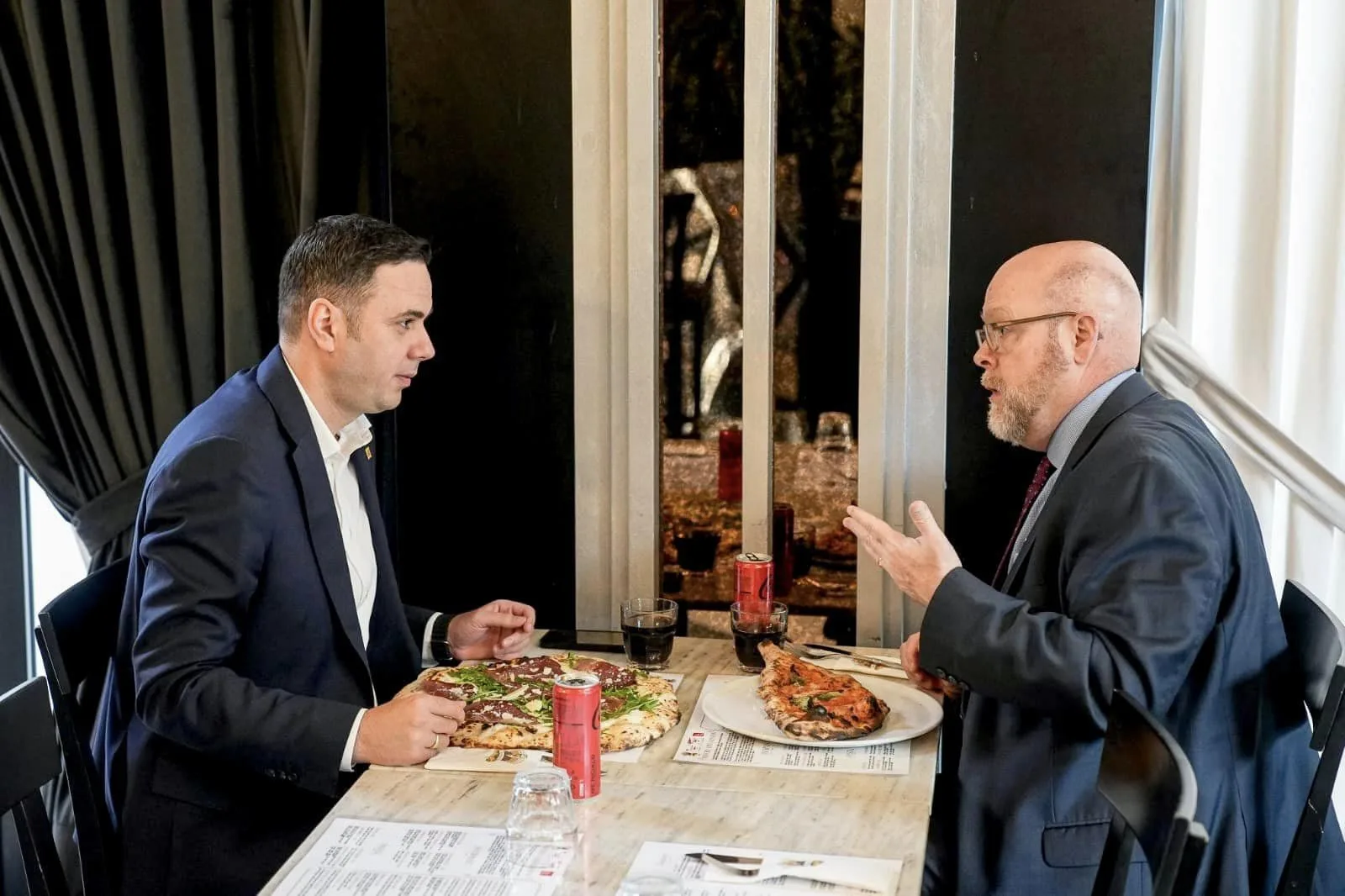 Abdixhiku në drekë punë me ambasadorin amerikan