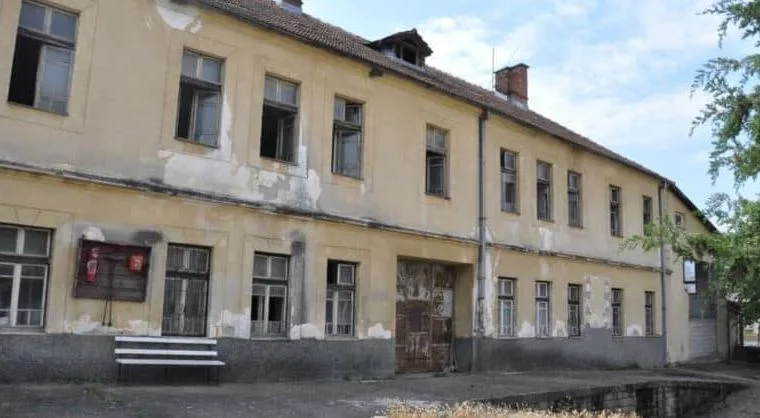 Akuzat e Çekut për rrënim të paligjshëm të Sarajit të vjetër në Prizren, Totaj mban konferencë për media sot