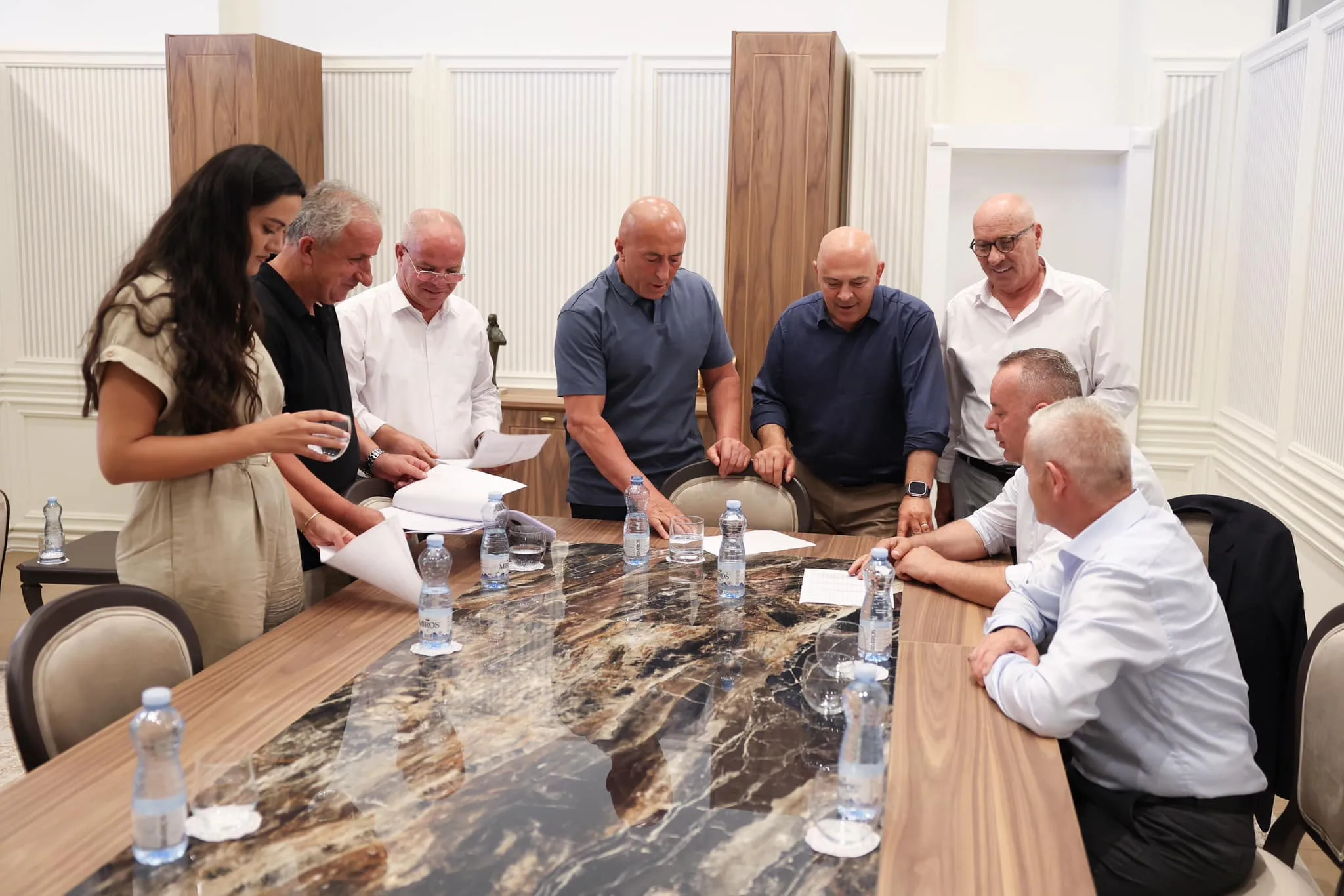 Haradinaj takon kryetarët e komunave që udhëhiqen nga AAK: Kanë vendosur standard në qeverisje