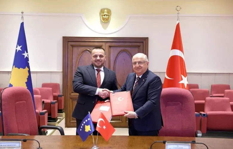 Turqia ndau donacion një milion dollarë amerikanë për FSK-në