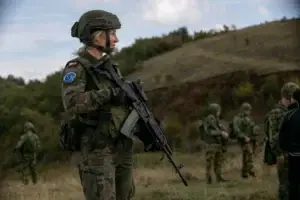 KFOR-i e quan “aktivitet rutinë” stërvitjen e ushtrisë serbe: S’përbën kërcënim për sigurinë