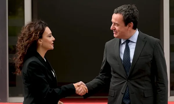 Kurti në takimin me Spiropalin: Kosova dhe Shqipëria kultivojnë marrëdhënie vëllazërore që shprehen në çdo aspekt
