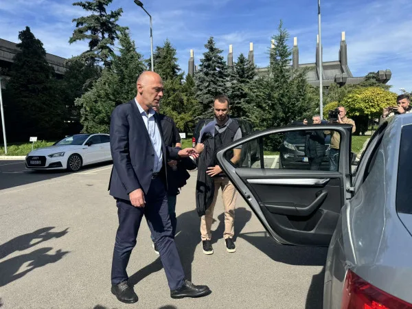 Detaje nga bastisja në Ministrinë e Infrastrukturës, ku u arrestua Izedin Bytyqi