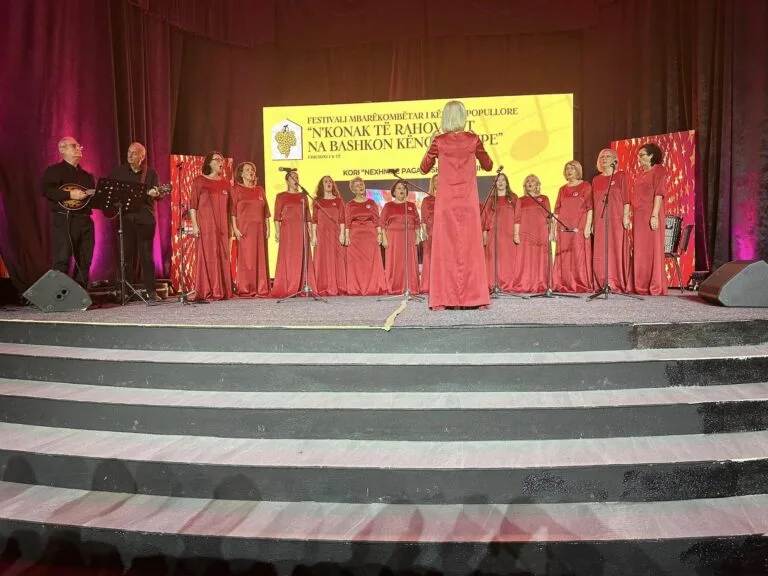 Hapet edicioni i 6-të i festivalit “N’Konak të Rahovecit na Bashkon Kënga Shqipe”