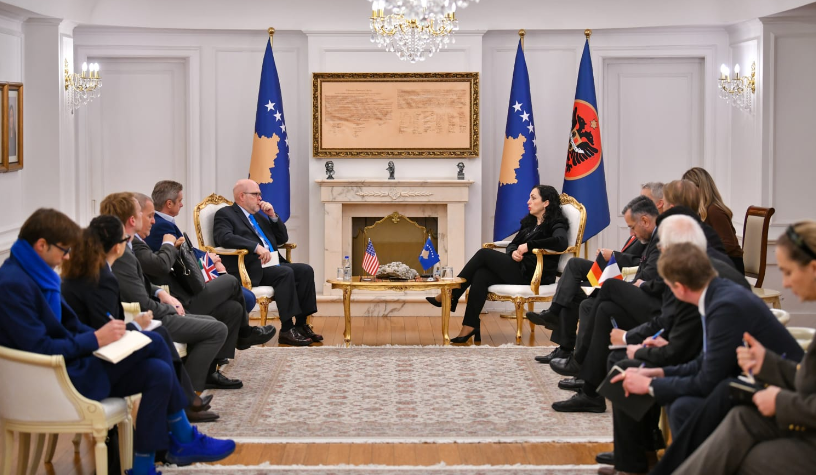 Osmani takon ambasadorët e shteteve të QUINT-it dhe BE-së: Sulmi në Ibër Lepenc, rrezik serioz për stabilitetin e gjithë rajonit