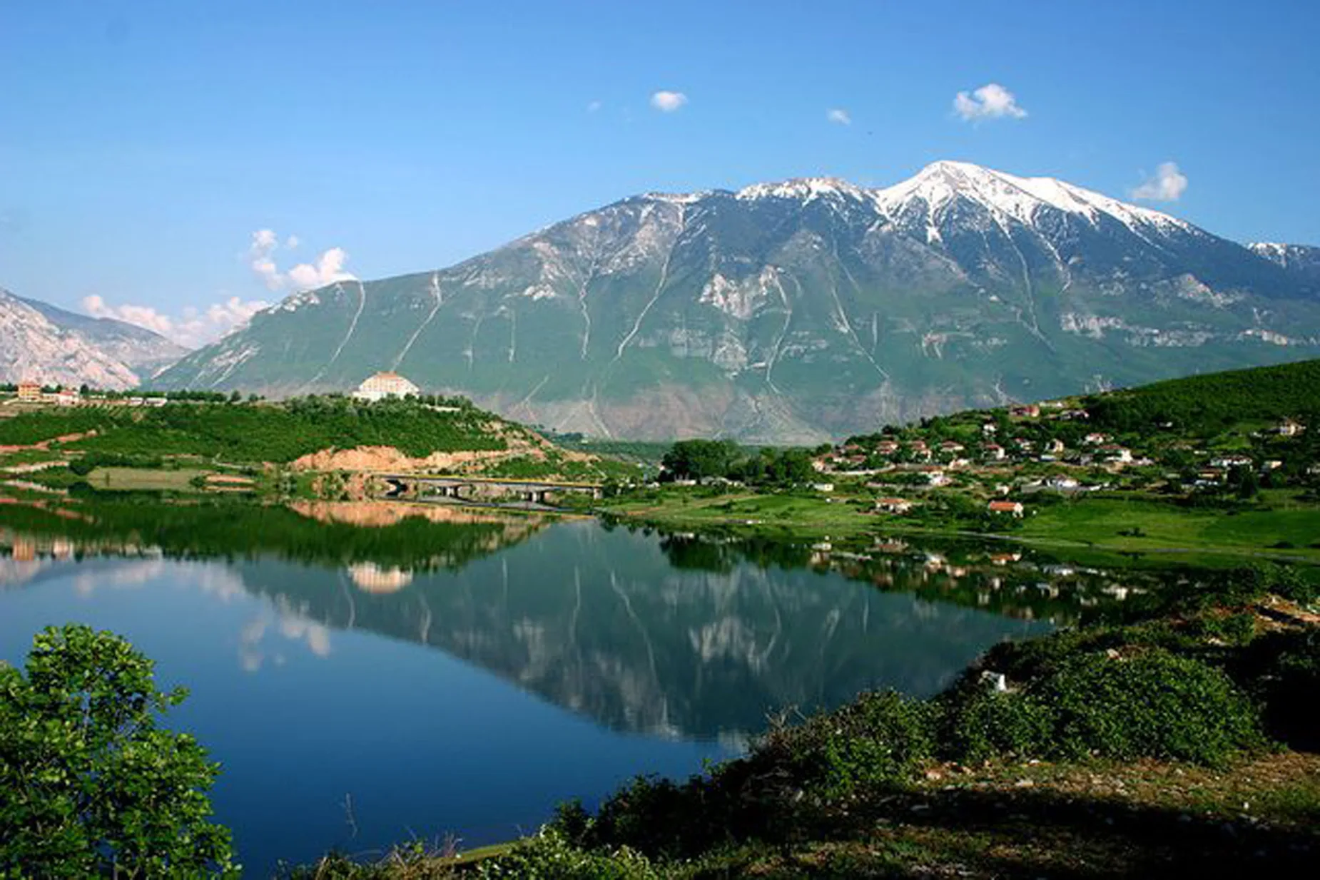 Sot njihet si Kukës, ku shtrihet krahina e Lumës!